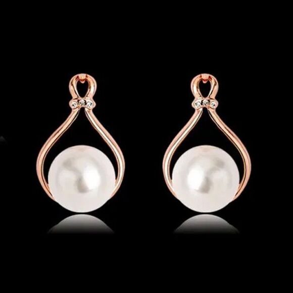 Ladies Waterdrop Pearl Earrings - Picture 1 of 6